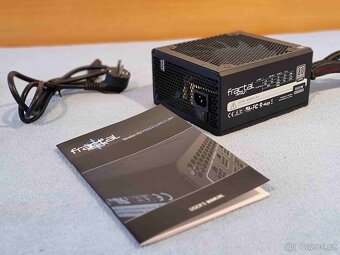 PC zdroj Fractal Design 600W 80PLUS Platinum - 2