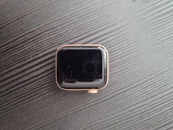 Hodinky Apple Watch SE - 2