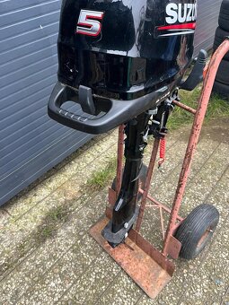 Suzuki 5 hp - 2