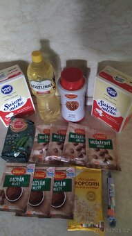 Mix potraviny - mléko, chilli, olej, hrách, koření... - 2