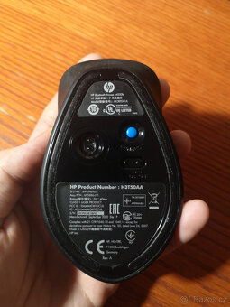 Bezdrátová myš HP Bluetooth Mouse x4000b - 2