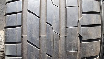 Letní pneu 245/45/18 Hankook - 2