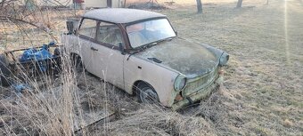 Trabant na díly + díly - 2