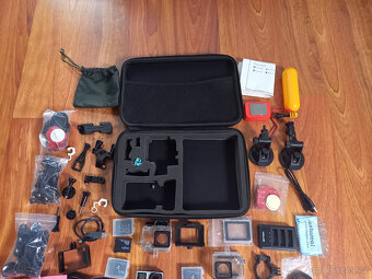 GoPro Hero 4 s velkým příslušenstvím - 2
