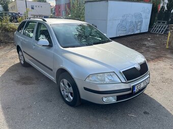 Škoda octavia 2.0 fsi 110kw 4x4 - 2