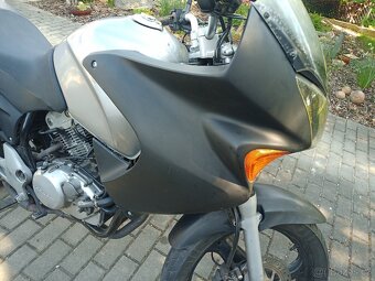 Honda Varadero 125 - 2