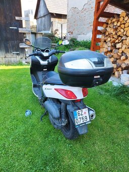 Yamaha xmax 125 - 2