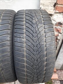 ZIMNÍ PNEU DUNLOP SP WINTER SPORT 4D--245/45/R17" - 2