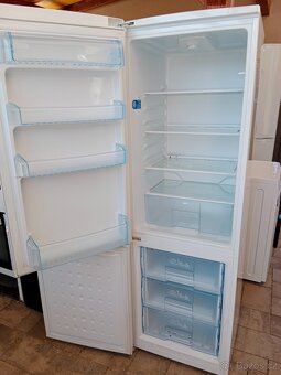 Lednice s mrazakem Beko - 2