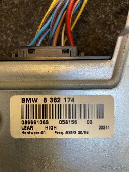 Bmw e39 zesilovač - 2
