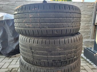 16" 225/55 /16 Kumho - letní pneu - 2