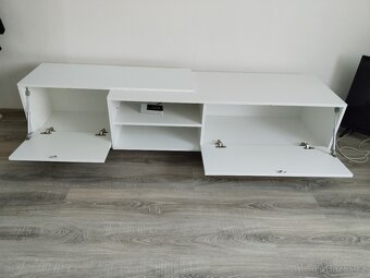 TV stolek - 2