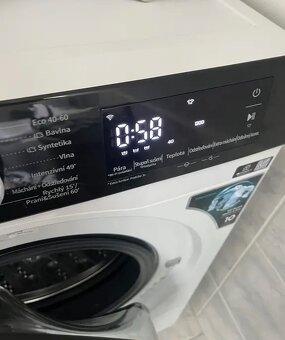 Pračka se sušičkou Hisense WD3S8043BW3 bílá - 2