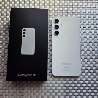 Samsung Galaxy S23 FE - 2