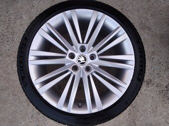 Prodám orig. alu zimní sadu 19" Škoda Superb III - 2