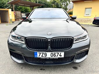 BMW 750i M-PAKET 2018 Bowers & Wilkins - 2