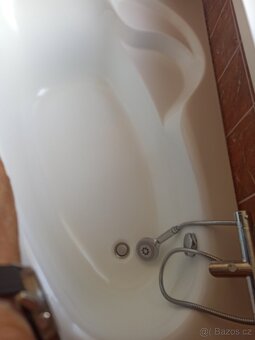 Rohova vana 1600x1050 - 2