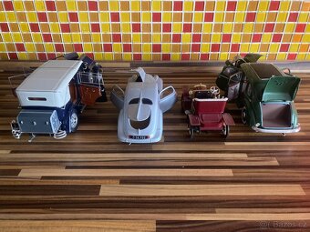 Modely Škoda ABREX 1:18 - 2