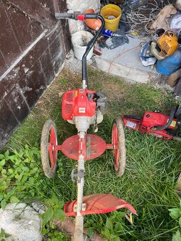 Křovinořez na kolečkách - 2