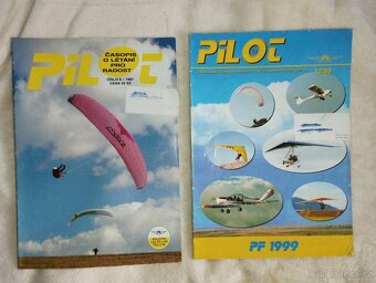 časopisy o letadlech - 2