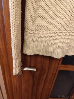 hezký krémový teplý rolák - 2