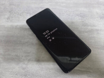Samsung S9+ Displej ok, prasklina na zadním krytu - 2