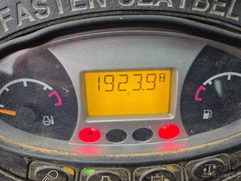 BOBCAT E32 ROK 2015 + 3 x LŽÍCE - 2