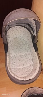 Dětský kočárek - 2