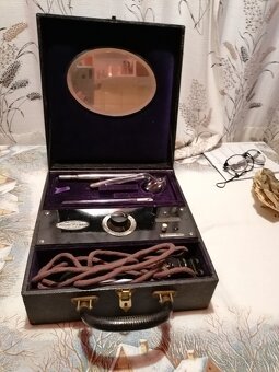 Staré elektrické masážní přístroje - 2