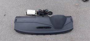 Škoda Octavia I palubní deska - 2