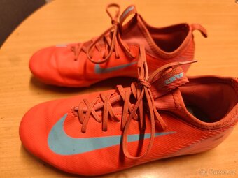 Kopačky Nike Mercurial Academy - 2