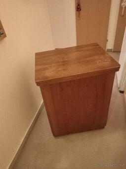 Prodám retro šicí stroj Lada - 2