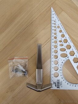 Věšák nastenný (háček) - 2