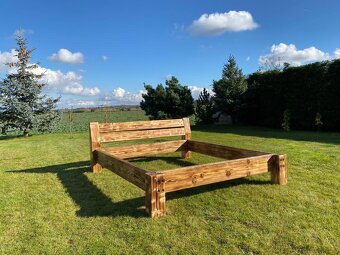 Postel z masivu dvoulůžko - 2