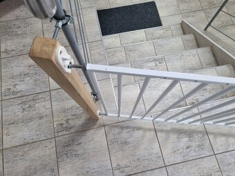 Prodám bezpečnostní branku/zábranu . - 2