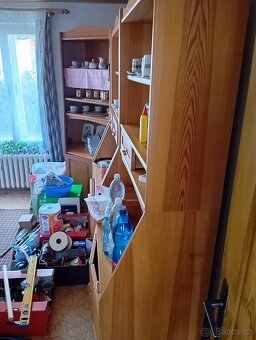 Skříňky z masivu - 2