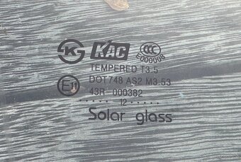 Opel Antara sklo PP dveří - 2