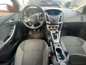 Ford Focus - vozidlo taxislužby - 2