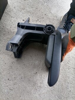 Loketní opěrka z bmw e46 - 2