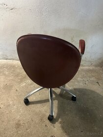 Italská kancelářská židle otočná - 2