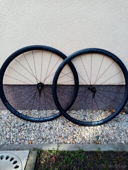 Nová karbonová kola Hollowgram SI (Cannondale) silniční, - 2