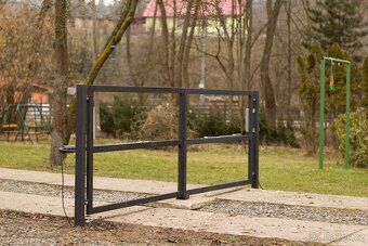 Dvoukřídlá brána 4x1m s pohonem - 2