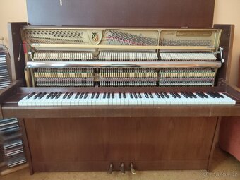 Klavír - pianino Petrof - 2