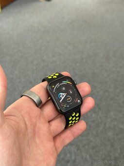 Apple Watch Series 6 44 mm - 2