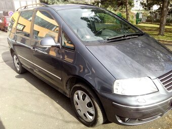 VW Sharan Bussines 1.9 TDi PD 85kW - 2