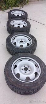 Original plechy VW R17, 5x120 ET55 s letními pneu 235 55 17 - 2