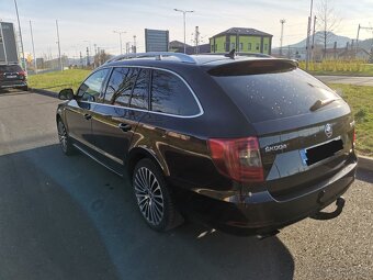 Superb 2fl 2.0tdi 4x4 L&K - 2