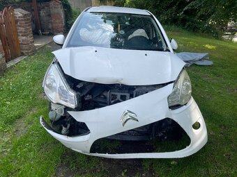 Prodám Citroen C 3 r.v. 2011 54 KW, naj.204 500km, 1360 ccm - 2