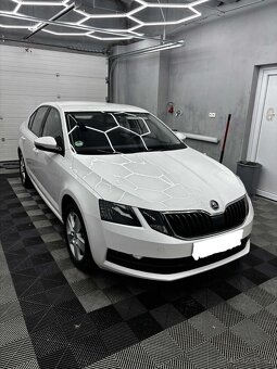 Škoda Octavia 3 DPH, 1.6 TDI 85 kW - tažné, ambition, výhřev - 2