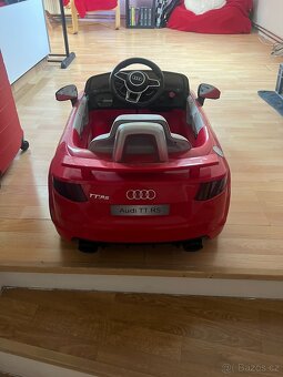Prodám elektrické autíčko Audi TT RS - 2